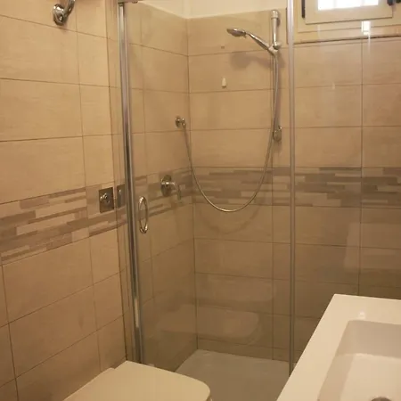 Castello Salvaterra Bed & Breakfast 3*